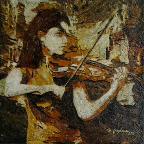 "Kadın" eseri HASAN ÇAĞLAYAN tarafından 2018 yılında 25x25 cm ölçülerinde Tuval üzeri karışık teknik tekniği ile yapılmıştır.