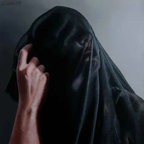 "Siyahın Altında Under The Black" eseri ÇAĞLAR ÖZTÜRK tarafından 2018 yılında 25x25 cm ölçülerinde Tuval üzeri akrilik boya tekniği ile yapılmıştır.