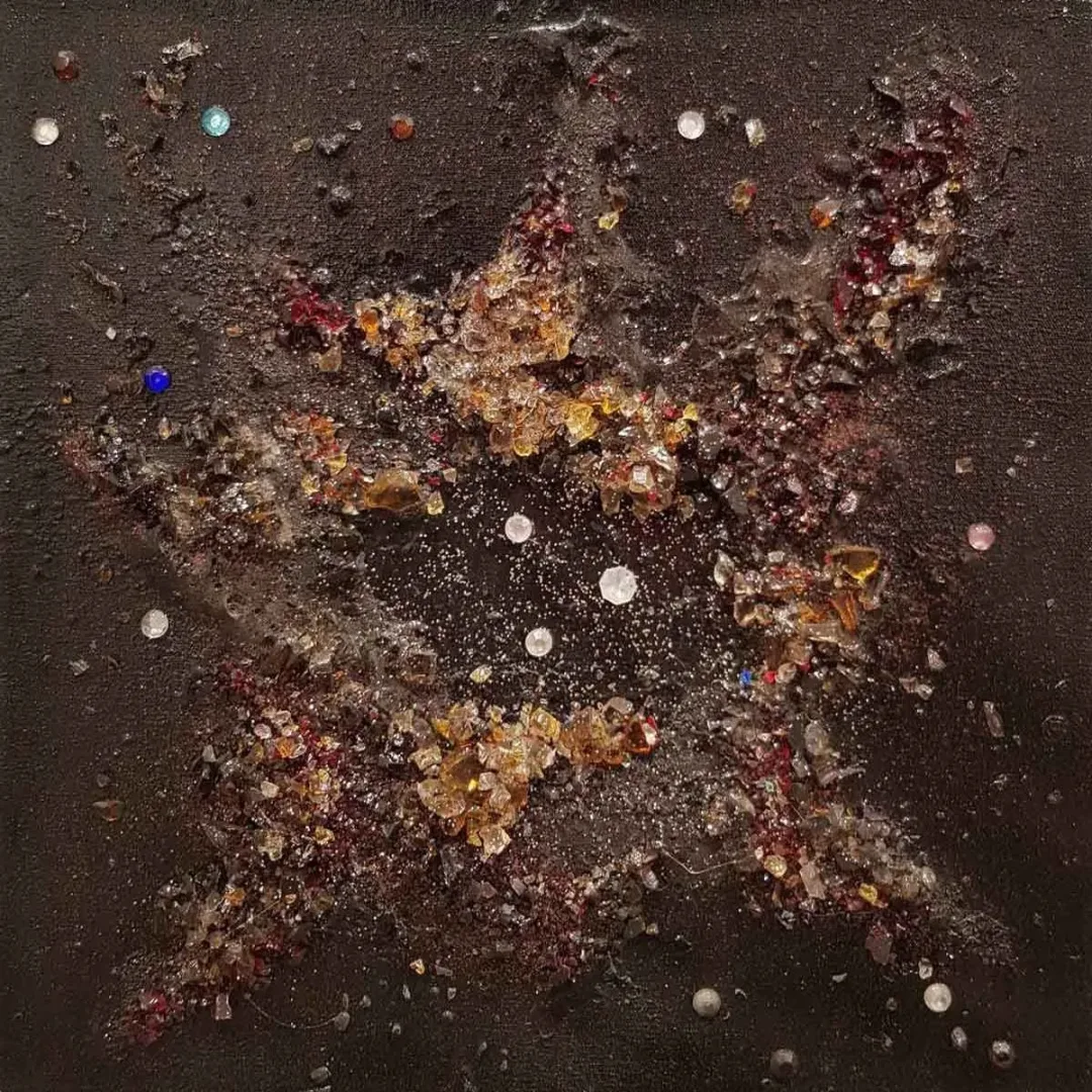 "Cosmos" eseri FİLİZ UZUNER tarafından 2018 yılında 25x25 cm ölçülerinde Tuval üzeri karışık teknik tekniği ile yapılmıştır.