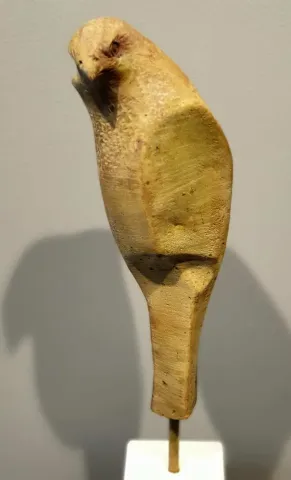 SERKAN SUPHİ ERTUĞRUL — “Kartal”, 2019 "Kartal" eseri SERKAN SUPHİ ERTUĞRUL tarafından 2019 yılında 56x15x15 cm ölçülerinde Bronz tekniği ile yapılmıştır.