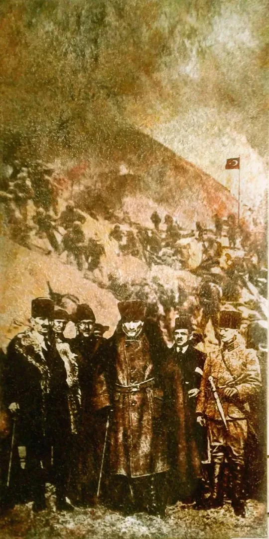 yakınlaştır "Kuvay-ı Milliye-3" eseri HASAN ÇAĞLAYAN tarafından 2019 yılında 140x70 cm ölçülerinde Tuval üzeri karışık teknik tekniği ile yapılmıştır.