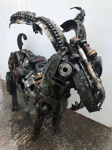"Keçi detay" eseri RIFAT KOÇAK tarafından 96x118x47 cm ölçülerinde Hurda metal tekniği ile yapılmıştır.