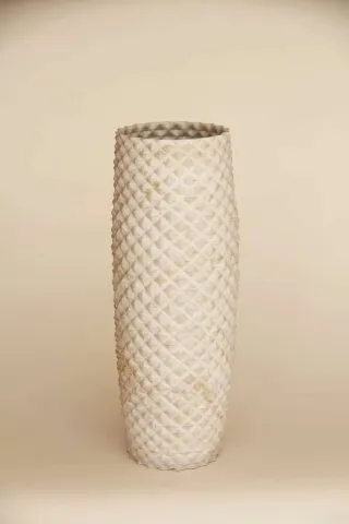 "isimsiz" eseri SANVER ÖZGÜVEN tarafından 2018 yılında 30x10x10 cm ölçülerinde Üç Boyutlu Seramik Yazıcı ile Şekillendirme 1230 °C tekniği ile yapılmıştır.