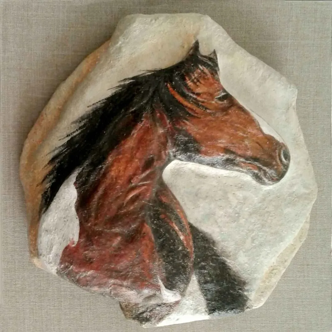HASAN ÇAĞLAYAN — “İsimsiz”, 2019 "İsimsiz" eseri HASAN ÇAĞLAYAN tarafından 2019 yılında 25x25 cm ölçülerinde Yapay kaya üzeri karışık teknik tekniği ile yapılmıştır.