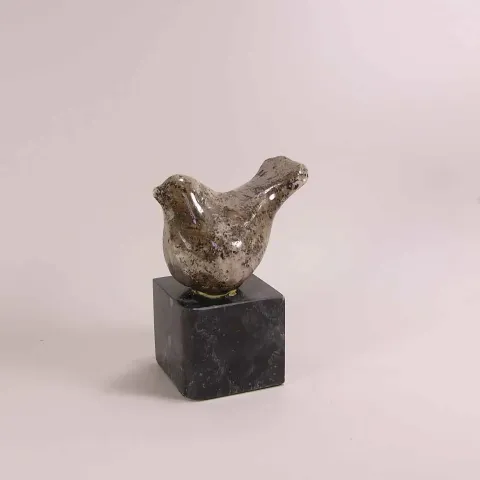 MİNE POYRAZ — “Untitled”, 2019 "İsimsiz" eseri MİNE POYRAZ tarafından 2019 yılında Seramik tekniği ile yapılmıştır.