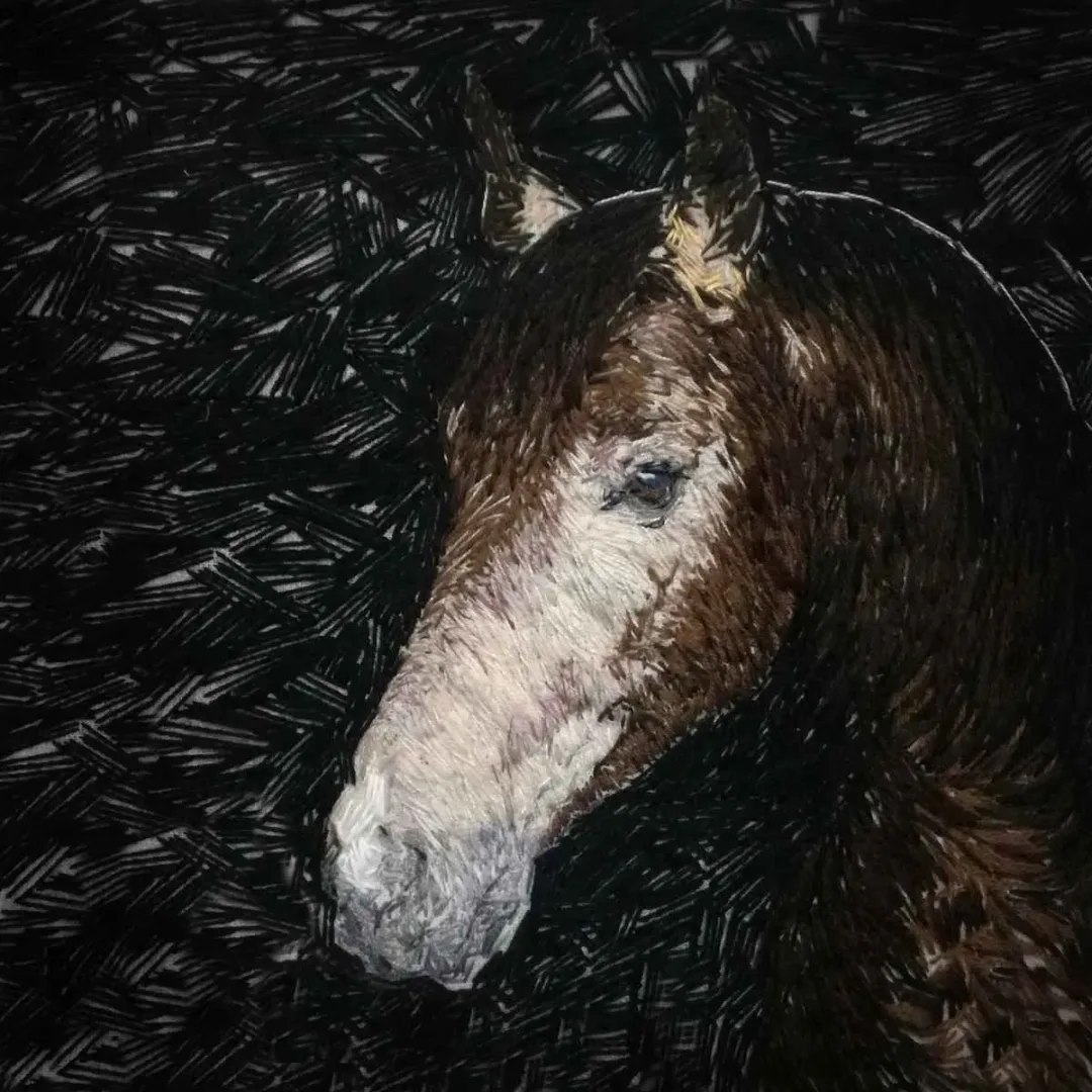 KÜBRA ARSLAN — “İsimsiz”, 2019 "İsimsiz" eseri KÜBRA ARSLAN tarafından 2019 yılında 25x25 cm ölçülerinde Tuval üzeri karışık teknik tekniği ile yapılmıştır.