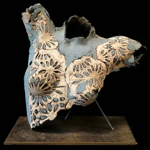 MİNE POYRAZ — “Untitled”, 2019 "İsimsiz" eseri MİNE POYRAZ tarafından 2019 yılında Seramik tekniği ile yapılmıştır.