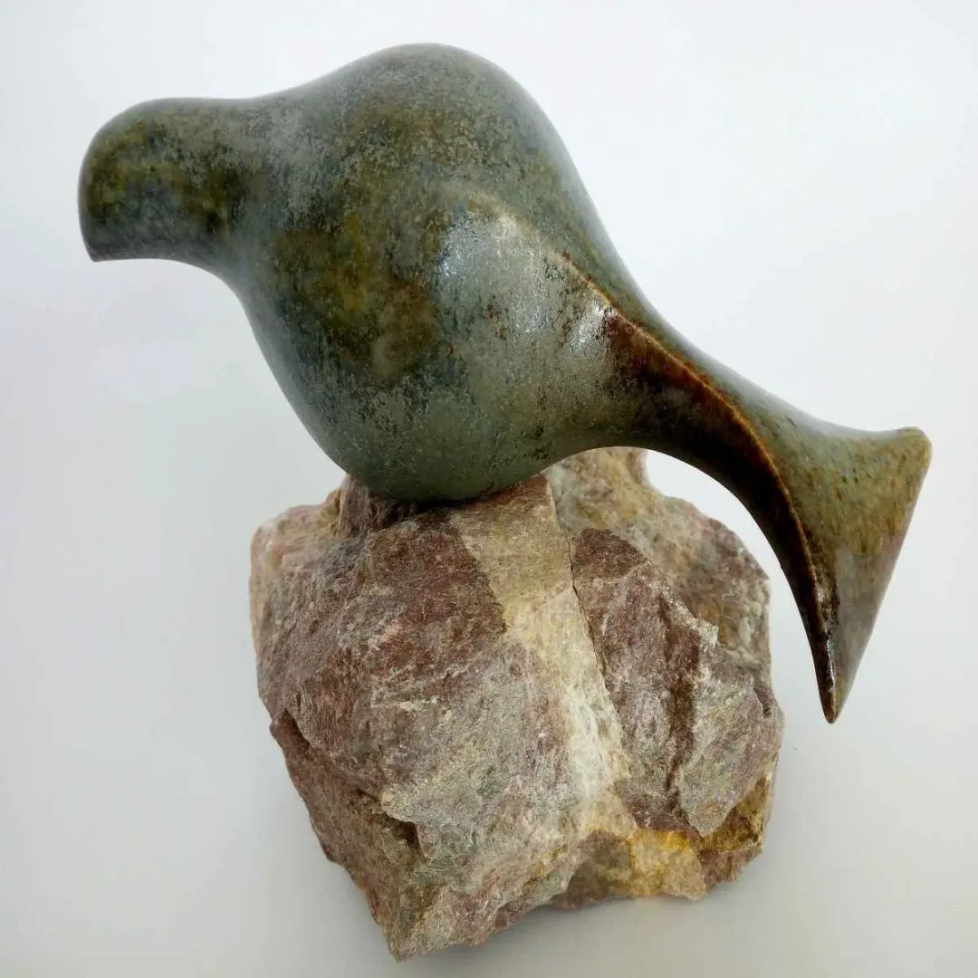 AYŞE ERGÜNER — “İsimsiz”, 2019 "İsimsiz" eseri AYŞE ERGÜNER tarafından 2019 yılında Seramik tekniği ile yapılmıştır.