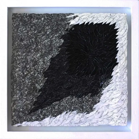 MERVE ÇETİN — “Kök”, 2019 "Kök" eseri MERVE ÇETİN tarafından 2019 yılında 25x25 cm ölçülerinde Tuval üzeri karışık teknik tekniği ile yapılmıştır.