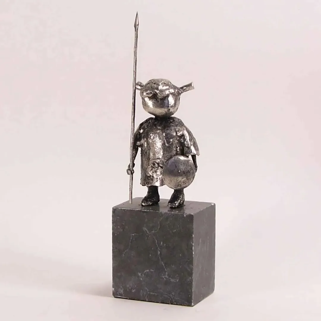ÖZER AKTAŞ — “Untitled”, 2019 "İsimsiz" eseri ÖZER AKTAŞ tarafından 2019 yılında Demir yontu tekniği ile yapılmıştır.