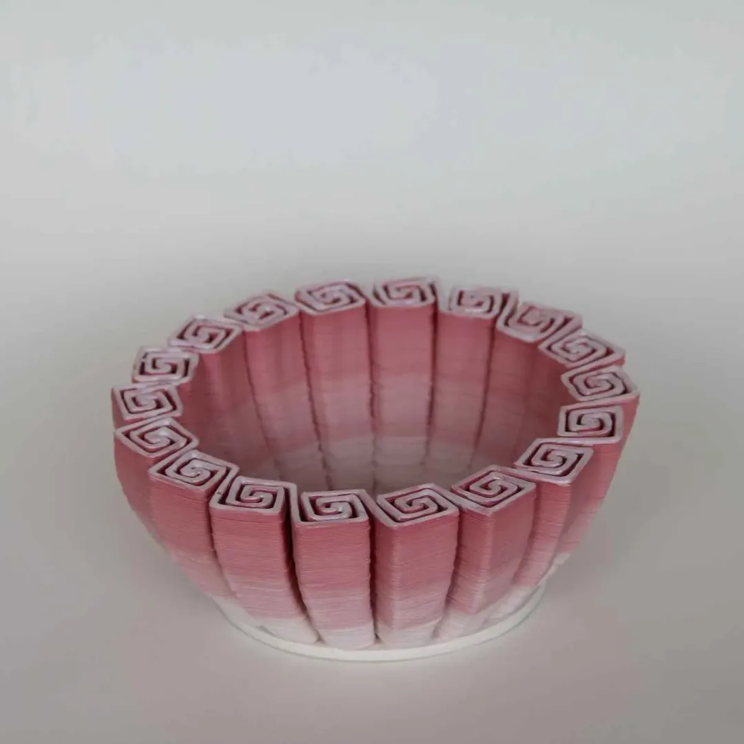 SANVER ÖZGÜVEN — “İsimsiz”, 2019 "İsimsiz" eseri SANVER ÖZGÜVEN tarafından 2019 yılında Seramik tekniği ile yapılmıştır.
