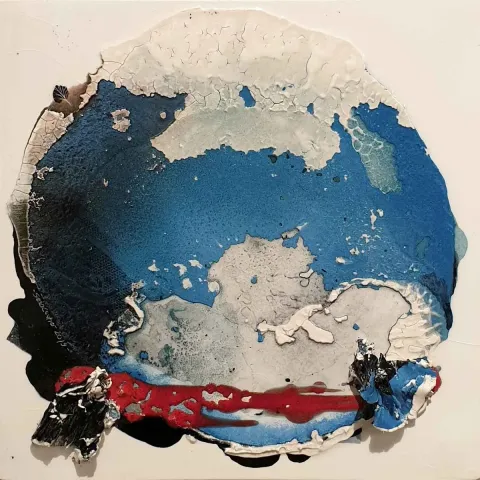 "İsimsiz" eseri SEDA CEVHER KOCAOĞLU tarafından 2019 yılında 25x25 cm ölçülerinde Seramik tekniği ile yapılmıştır.