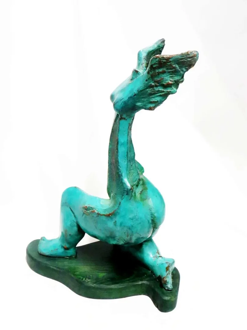 AZİMET KARAMAN — “isimsiz”, 2020 "isimsiz" eseri AZİMET KARAMAN tarafından 2020 yılında 34x14x22 cm ölçülerinde Bronz tekniği ile yapılmıştır.