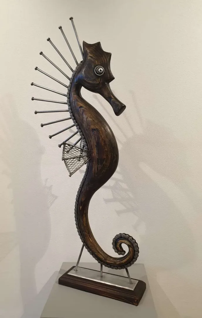 SERKAN ERKOÇ — “Denizatı”, 2020 "Denizatı" eseri SERKAN ERKOÇ tarafından 2020 yılında 94x36x10 cm ölçülerinde Ahşap, metal tekniği ile yapılmıştır.