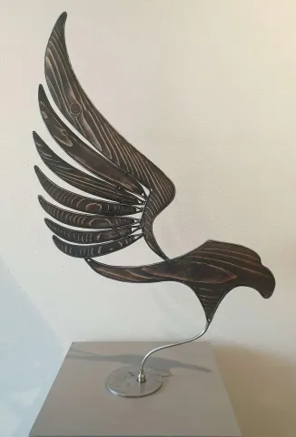 "Kartal" eseri SERKAN ERKOÇ tarafından 2020 yılında 71x45x10 cm ölçülerinde Ahşap, metal tekniği ile yapılmıştır.