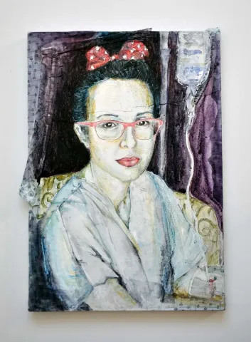 "Çıkmaz Sokak-Otoportre" eseri DENİZ ONUR ERMAN tarafından 2020 yılında 35x50 cm ölçülerinde Ahşap panel üzeri ameliyat önlüğü ve karışık boyar malzeme tekniği ile yapılmıştır.