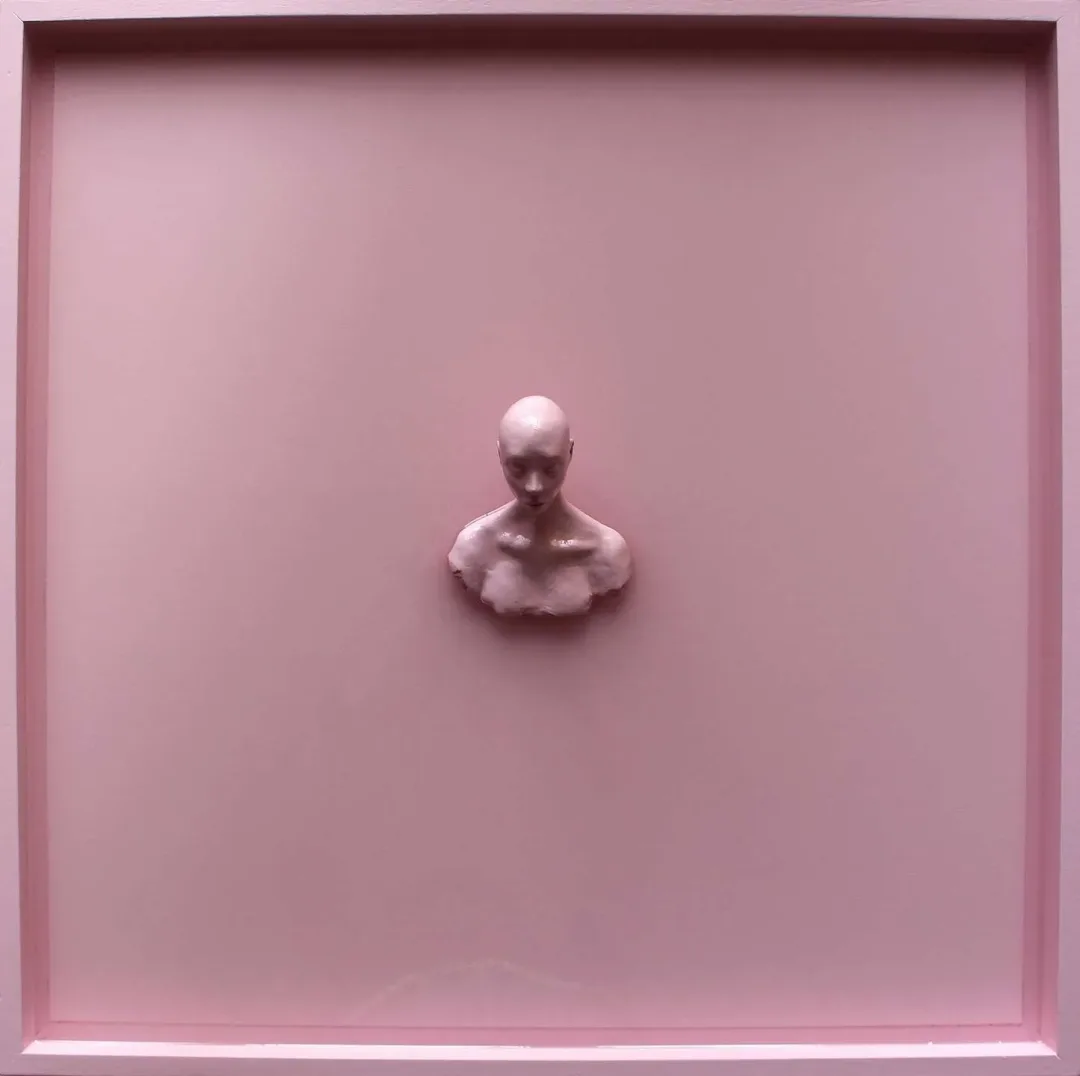 DUYGU AYDOĞAN — “İsimsiz”, 2019 "İsimsiz" eseri DUYGU AYDOĞAN tarafından 2019 yılında 65x65x13 cm ölçülerinde polimer kilakrilik epoksi reçine tekniği ile yapılmıştır.
