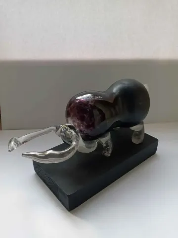 Bu eser AHMET MERT ERTÜRK tarafından Cam tekniği ile yapılmıştır.