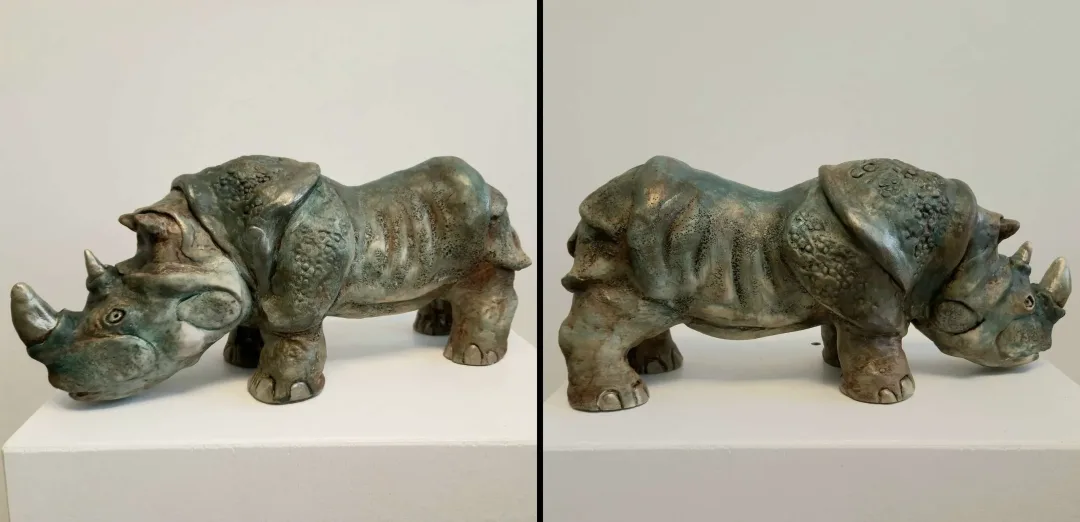 MURAT TOLGA — “Gergedan”, 2021 "Gergedan" eseri MURAT TOLGA tarafından 2021 yılında 14x30x10 cm ölçülerinde Kompozit+Akrililk Boyama tekniği ile yapılmıştır.