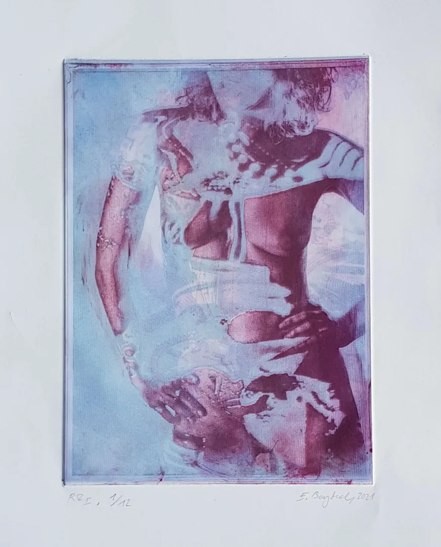 EMRE BAYKAL — “İsimsiz”, 2021 "İsimsiz" eseri EMRE BAYKAL tarafından 2021 yılında 31x27 cm ölçülerinde Gravür tekniği ile yapılmıştır.