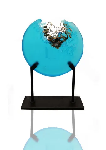 "An - Anılar - IV" eseri ECEM YILMAZ tarafından 2021 yılında 24x34 cm ölçülerinde Kalıpla Şekillendirme tekniği ile yapılmıştır.