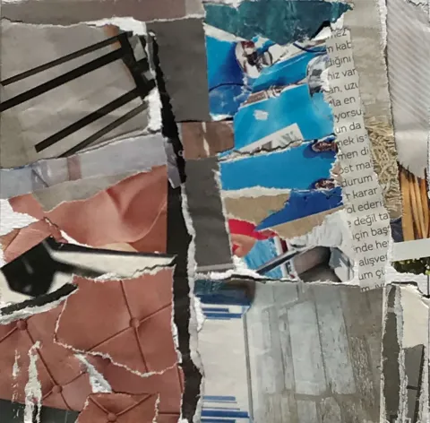 Bu eser HAZAL AKSOY tarafından 13x13 cm ölçülerinde Kağıt üzeri sulu boya, kolaj tekniği ile yapılmıştır.