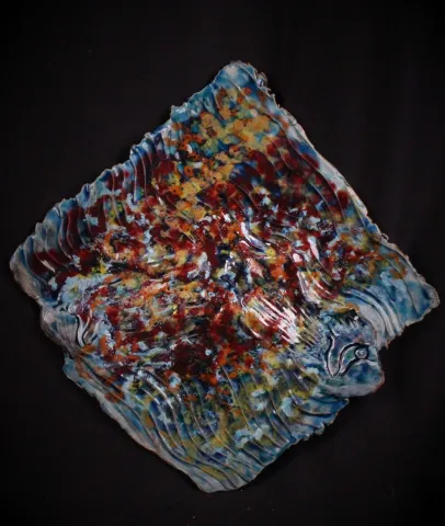 "Renkler yaşam" eseri ORÇUN İLTER tarafından 2016 yılında 40x40 cm ölçülerinde Seramik pano 1150°C tekniği ile yapılmıştır.