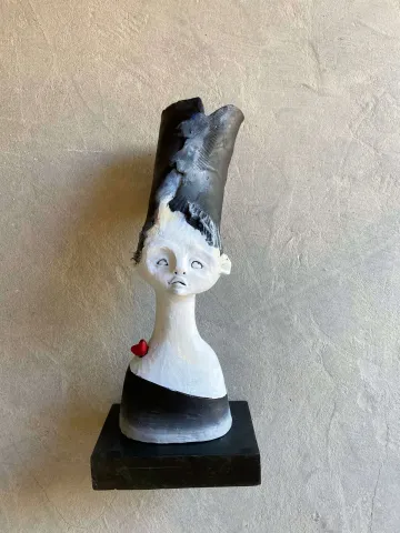 EKİN YÜKSEL — “Büst-II”, 2021 "Büst-II" eseri EKİN YÜKSEL tarafından 2021 yılında 23x15x43 cm ölçülerinde Seramik tekniği ile yapılmıştır.