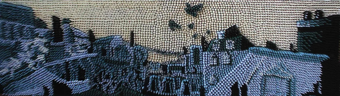 yakınlaştır "Kaçış" eseri HÜLYA KANDEMİR KANBER tarafından 2021 yılında 35x120 cm ölçülerinde Tuval üzeri ahşap kavale tekniği ile yapılmıştır.