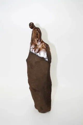 FATİH KOYUNCU — “Hayalsiz Çocuk”, 2021 "Hayalsiz Çocuk" eseri FATİH KOYUNCU tarafından 2021 yılında 30x9x7 cm ölçülerinde Seramik, 1050° C tekniği ile yapılmıştır.