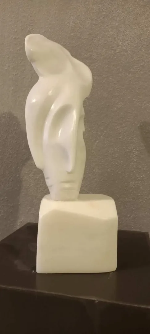 DEMET KAYA — 2021 Bu eser DEMET KAYA tarafından 2021 yılında Mermer tekniği ile yapılmıştır.