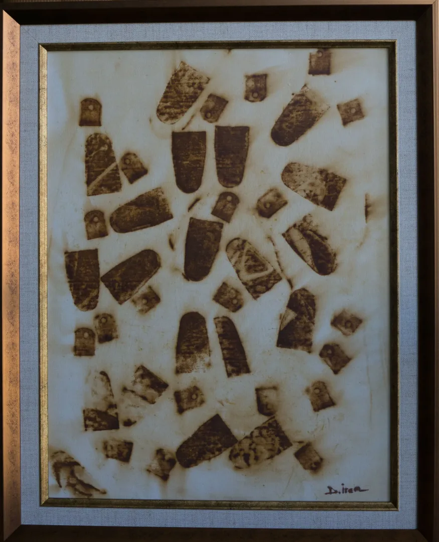 yakınlaştır "İki" eseri DUYGU İREM CAN tarafından 2022 yılında 45x70 cm ölçülerinde Kumaş Üzeri Pas Baskı / Rust Printing tekniği ile yapılmıştır.
