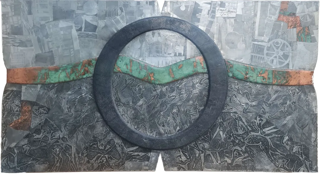 "İsimsiz" eseri HAYATİ MİSMAN tarafından 2008 yılında 120x220 cm ölçülerinde Metal tekniği ile yapılmıştır.