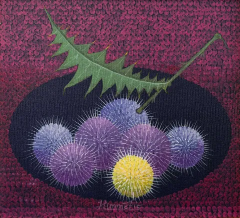 "Aile - 2 (Mor)" eseri 22x30 cm ölçülerinde Tuval üzeri akrilik boya tekniği ile yapılmıştır.