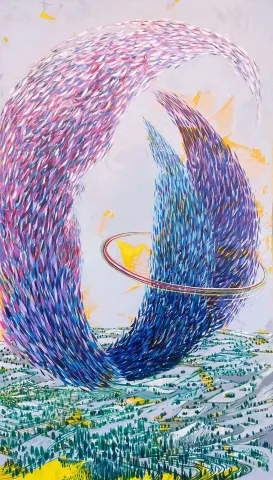 "Kuşların Dansı" eseri TAMER BİLGİÇ tarafından 2022 yılında 125x75 cm ölçülerinde Tuval üzeri akrilik boya tekniği ile yapılmıştır.