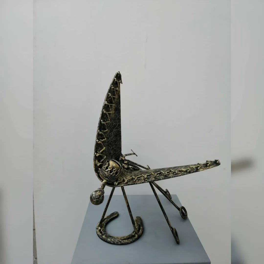 yakınlaştır "Aylak Kuş" eseri DOĞAN KARAKILIÇ tarafından 2022 yılında 37x42x43 cm ölçülerinde Metal tekniği ile yapılmıştır.