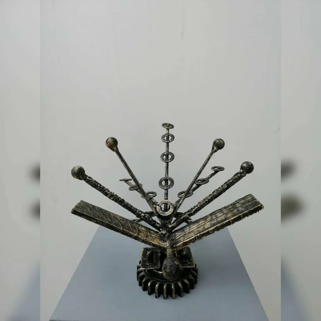 yakınlaştır "Aylak Kuş" eseri DOĞAN KARAKILIÇ tarafından 2022 yılında 30x24x34 cm ölçülerinde Metal tekniği ile yapılmıştır.