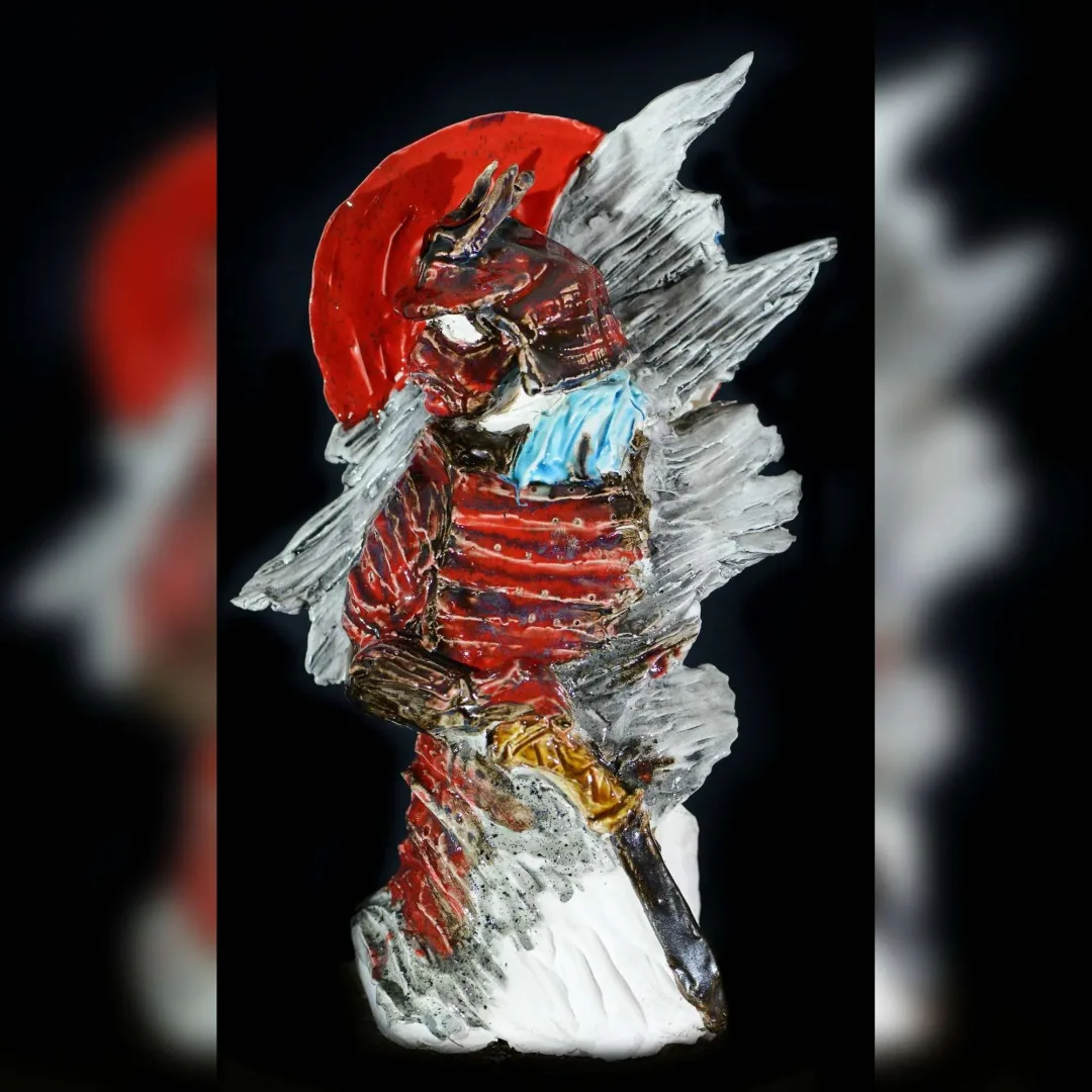 yakınlaştır "ronin" eseri ORÇUN İLTER tarafından 2022 yılında 37x18x18 cm ölçülerinde Seramik elle şekillendirme 1100°C tekniği ile yapılmıştır.
