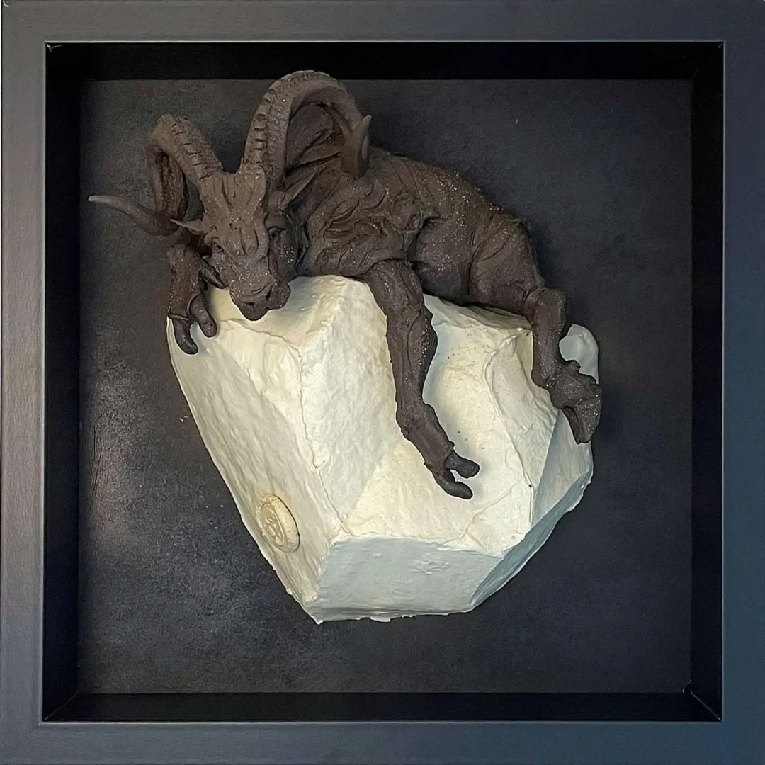 BUĞRA ÖZER — “isimsiz”, 2022 "isimsiz" eseri BUĞRA ÖZER tarafından 2022 yılında 25x25 cm ölçülerinde Serbest elle şekillendirme, stoneware kil, 1150°C tekniği ile yapılmıştır.