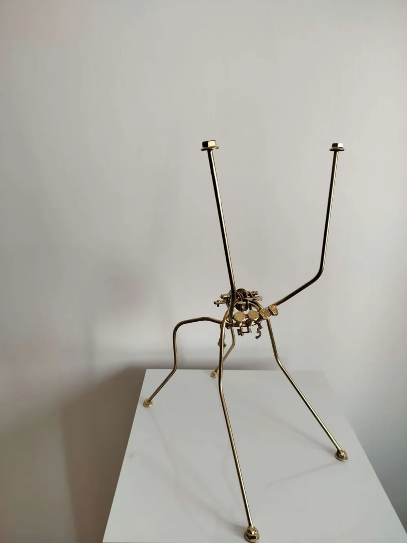 yakınlaştır "A Fantastic Song" eseri DOĞAN KARAKILIÇ tarafından 25x52x36 cm ölçülerinde Metal tekniği ile yapılmıştır.