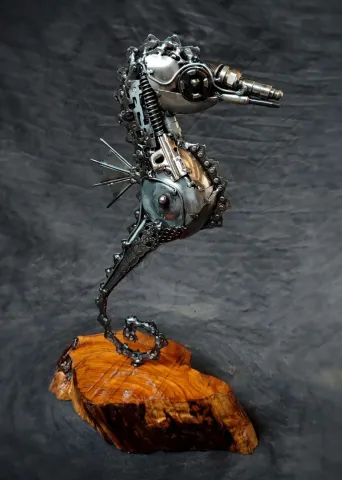 MUSTAFA TUĞRUL — “Denizatı”, 2024 "Denizatı" eseri MUSTAFA TUĞRUL tarafından 2024 yılında 39x25x13 cm ölçülerinde Metal tekniği ile yapılmıştır.