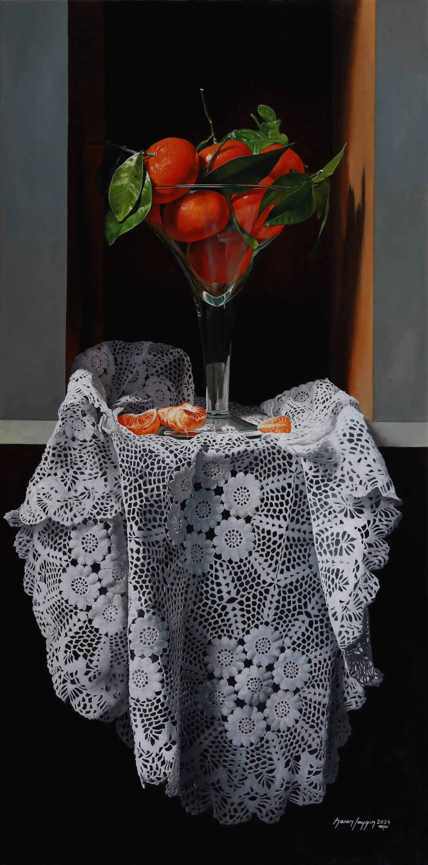"Dentelle- hst" eseri HASAN SAYGIN tarafından 2024 yılında 120x60 cm ölçülerinde Tuval üzeri yağlı boya tekniği ile yapılmıştır.