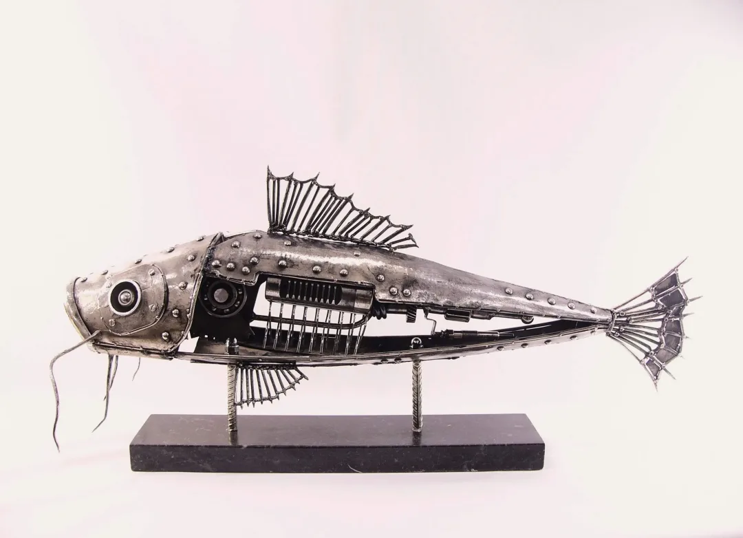yakınlaştır "Balık-IV" eseri ÖZER AKTAŞ tarafından 2023 yılında 55x30x16 cm ölçülerinde Metal heykel tekniği ile yapılmıştır.