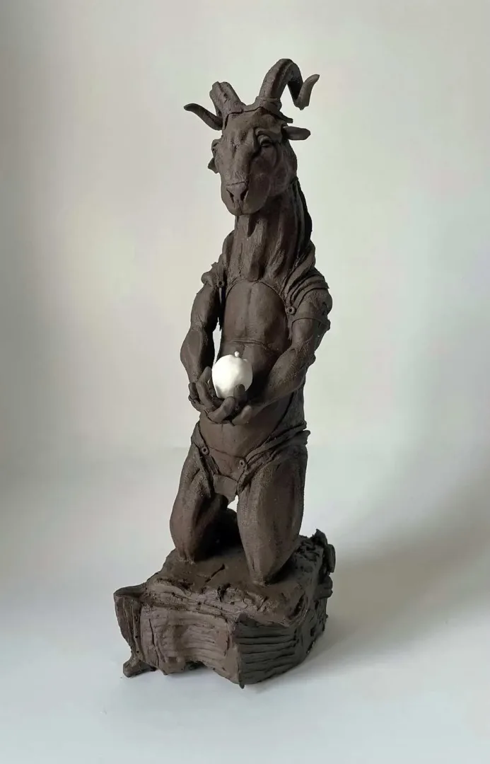 yakınlaştır "Paris" eseri BUĞRA ÖZER tarafından 2024 yılında 47x17x20 cm ölçülerinde Stoneware seramik çamuru, Serbest elle şekillendirme, 1125°C tekniği ile yapılmıştır.