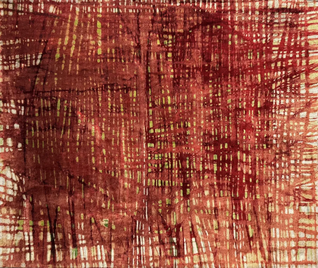 "Soyutlama" eseri DEVRİM ERBİL tarafından 2018 yılında 168x141 cm ölçülerinde İpek Halı tekniği ile yapılmıştır.