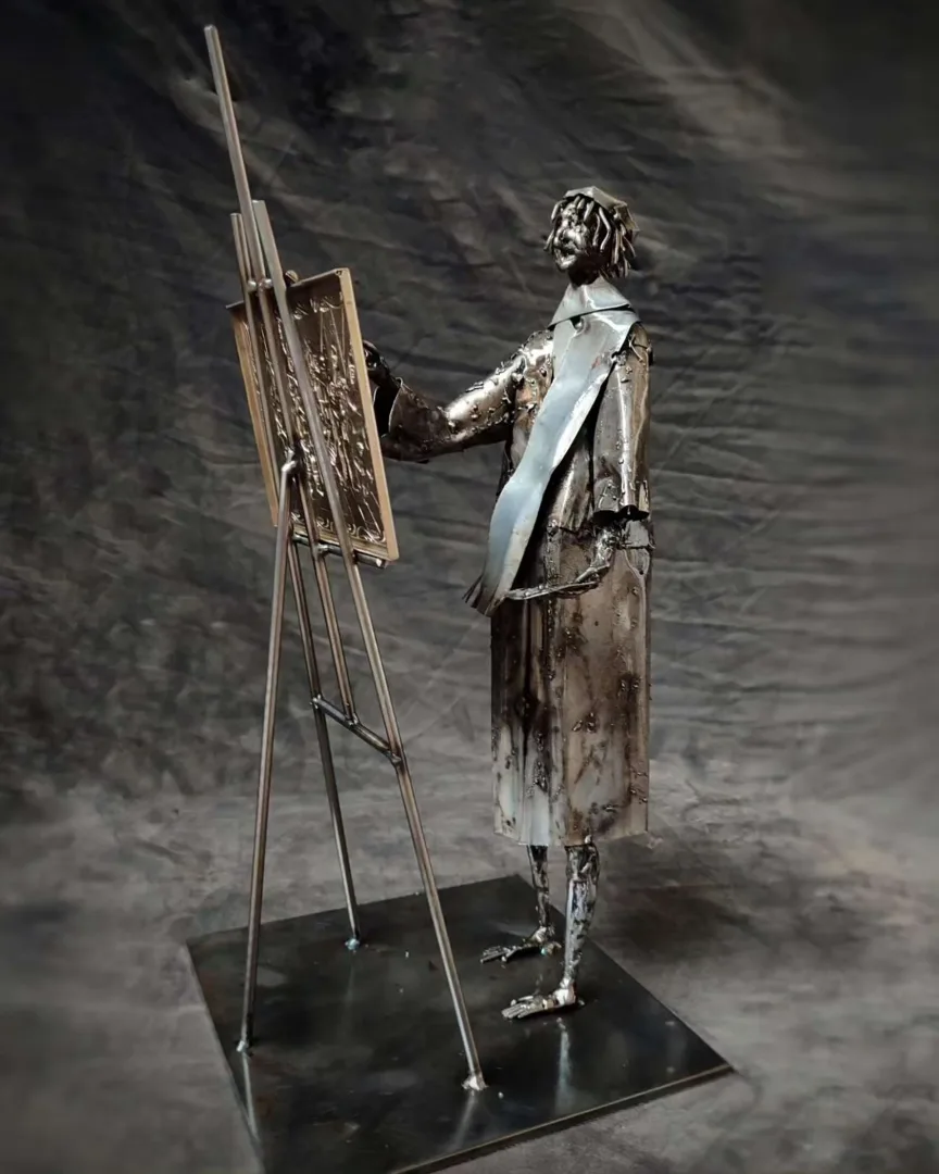 yakınlaştır "Rembrant" eseri MUSTAFA TUĞRUL tarafından 2024 yılında 42x20x20 cm ölçülerinde Metal tekniği ile yapılmıştır.