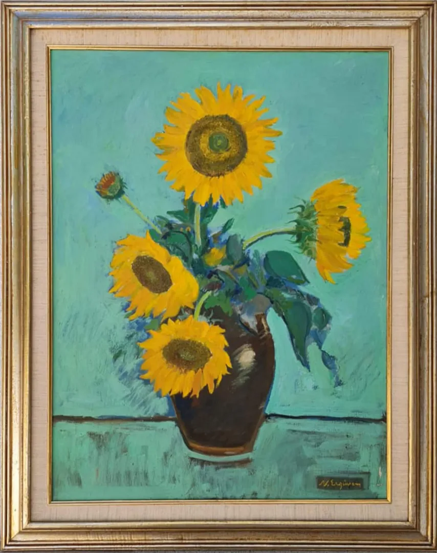 yakınlaştır "Vazoda Ayçiçekleri" eseri NURETTİN ERGÜVEN tarafından 80x60 cm ölçülerinde Tuval üzeri yağlı boya tekniği ile yapılmıştır.