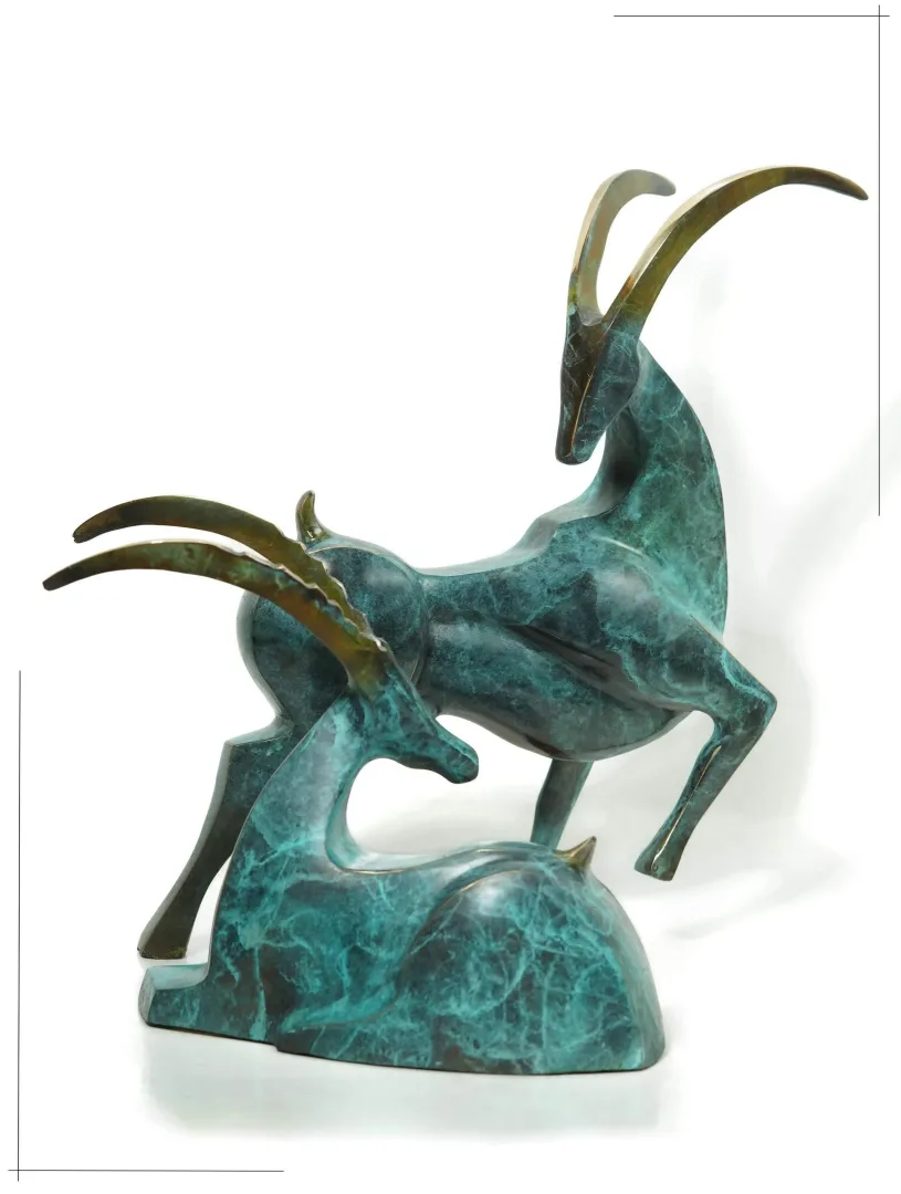 yakınlaştır "Mountain goat" eseri SADEGH ATHAM tarafından 31x30x10 cm ölçülerinde Bronz tekniği ile yapılmıştır.