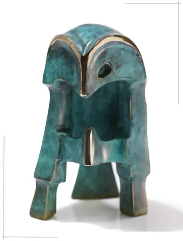 "Owl" eseri SADEGH ATHAM tarafından 15x8x10 cm ölçülerinde Bronz tekniği ile yapılmıştır.