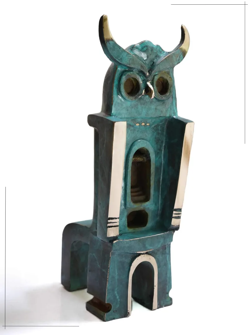 yakınlaştır "Owl" eseri SADEGH ATHAM tarafından 20x7x8 cm ölçülerinde Bronz tekniği ile yapılmıştır.